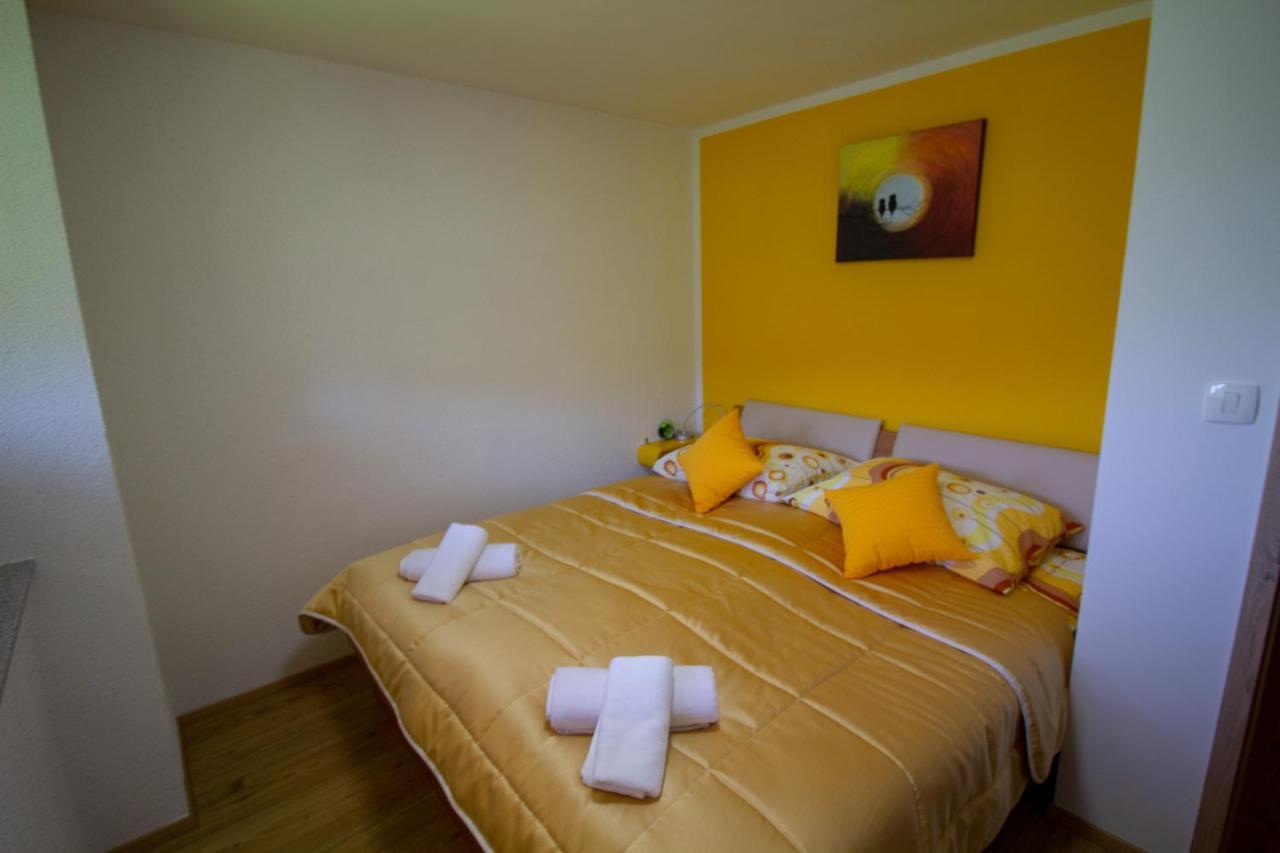 Apartmaji Nena Rocinj 外观 照片