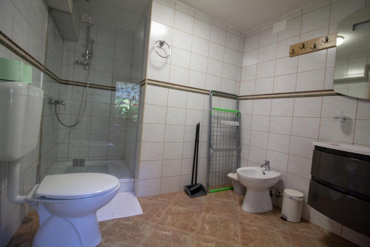 Apartmaji Nena Rocinj 外观 照片